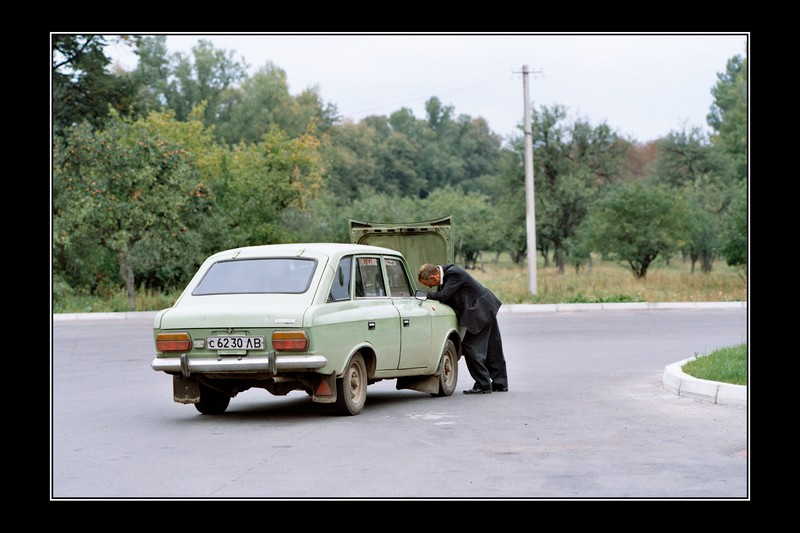 Oprava auta (Ukrajina 2003)